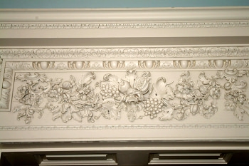 Carved molding, Fairfax House Master Bedroom