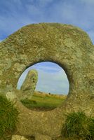 Men an Tol