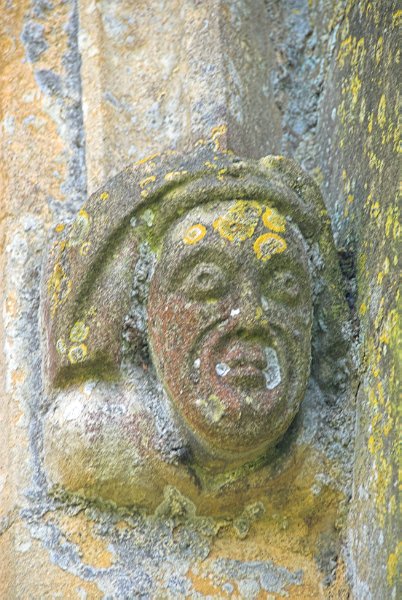 Photo of St Leonard's church, Bledington, Gloucestershire.