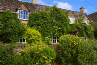 Ampney St Mary cottage