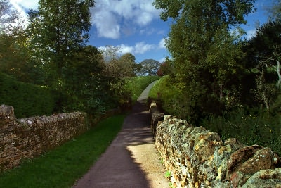 lane to the church, Little Rissington