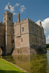 Leeds Castle tower and lake