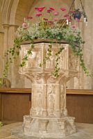 The octagonal Seven Sacrament font