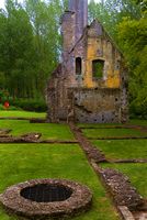 Minster Lovell Hall and Dovecote