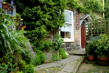Cottages, Robin Hoods Bay