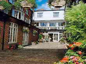 The Bear Hotel, Wantage