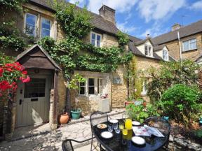 Cottage: HCPTREE, Bourton-on-the-Water, Gloucestershire