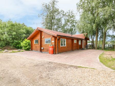 Teal Lodge, Tattershall Lakes Country Park, Lincolnshire