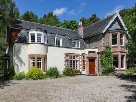 Bearnock Lodge, Cannich, Highlands and Islands