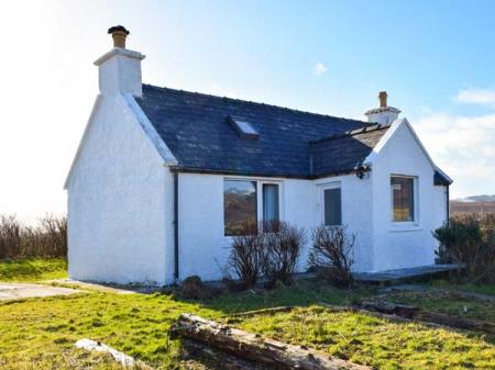 Amber's Cottage, Staffin, Highlands and Islands