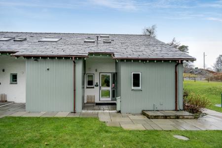 Yew - Woodland Cottages, Bowness-on-Windermere, Cumbria
