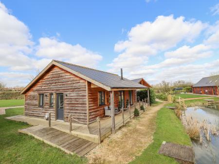 Lily-pad Lodge, Thorpe-on-the-Hill, Lincolnshire