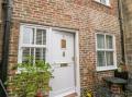 5 Oystons Yard, Whitby