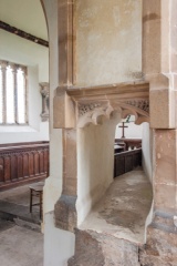 The canopied south aisle squint