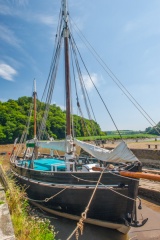 The Shamrock Tamar sailing barge