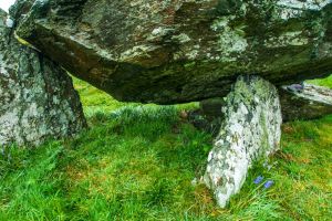 Din Dryfol Chambered Tomb