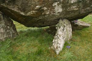 Din Dryfol Chambered Tomb