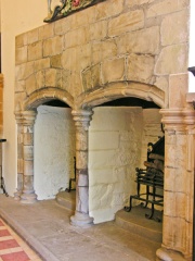 Double fireplace in the Lord's Hall