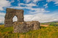 Dunnideer Castle