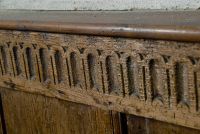 Carving, box pews