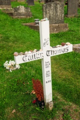 Caitlin Thomas grave