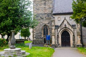 Llangollen, St Collen's Church