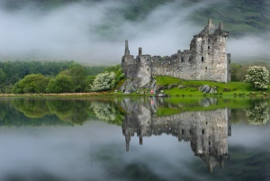 Kilchurn Castle at dawn