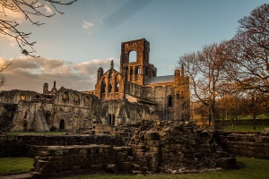 Kirkstall Abbey (c) Minda