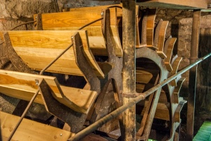 The wooden waterwheel