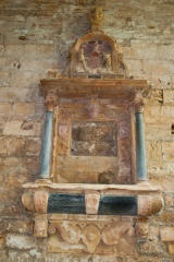 15th century wall monument