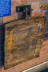 A Regent's Canal lock paddle