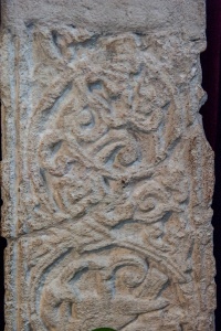 Carving on the front of the cross shaft