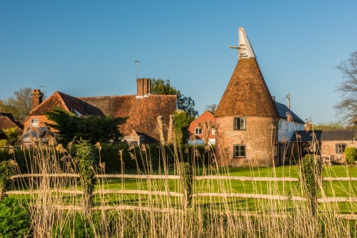 A picturesque oast house in Newenden