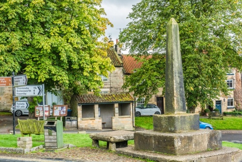 Osmotherley village green and market cross