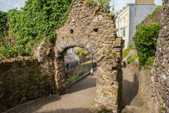 Inside the castle gateway