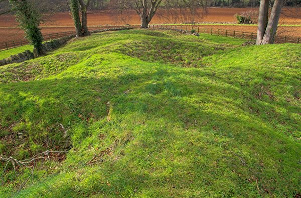 Photo of Windmill Tump Long Barrow, near Rodmarton, Gloucestershire. Looking to west end of the barrow. As you can see, several sections of the barrow have collapsed.