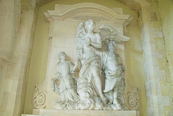 Grandiose monument to Jane and Edward Bray on the west wall of the south aisle. Photo of St Mary's Church, Great Barrington, Gloucestershire.