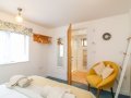 Image of Woodstock Retreat, Chardstock - Photo #11