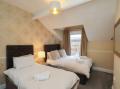 Image of Sail Lodge, Scarborough - Photo #16