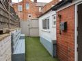 Image of Sail Lodge, Scarborough - Photo #2