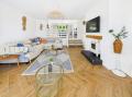 Image of Luxury Beach Stay with Hot Tub, Burry Port - Photo #4