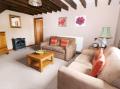 Image of Cedar Cottage, Llanidloes - Photo #17