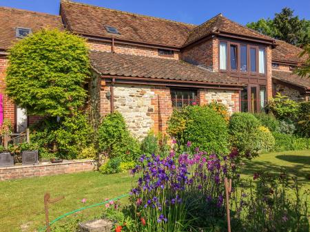 15 Beautiful Self Catering Cottages Near West Lulworth Dorset