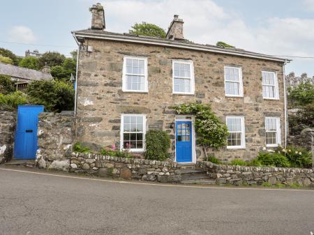 Bron Castell, Harlech, Gwynedd