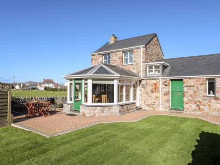 Tyn Towyn - The Stables, Trearddur Bay, Gwynedd