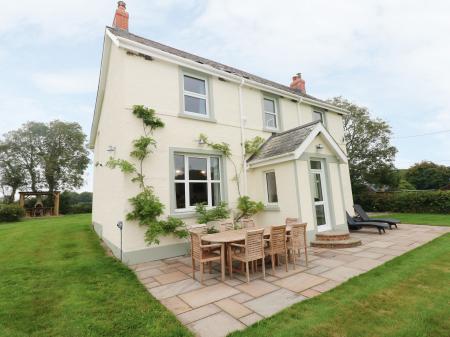 Copybush Cottage, Lawrenny, Dyfed