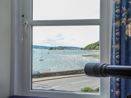 Gadlys House - Waters Edge, Beaumaris, Gwynedd