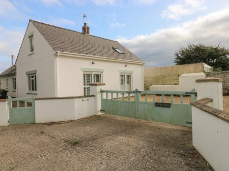 Yr Hen Ardd, Milford Haven, Dyfed