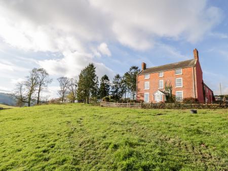 Squires Rest, Llanfair Caereinion