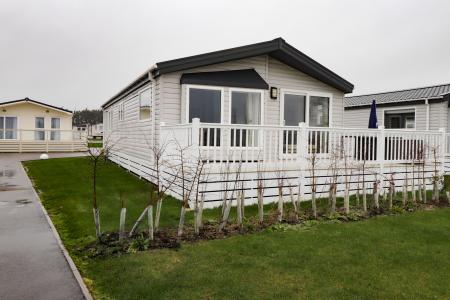 Lodge BR55 at Pevensey Bay, Pevensey Bay, East Sussex